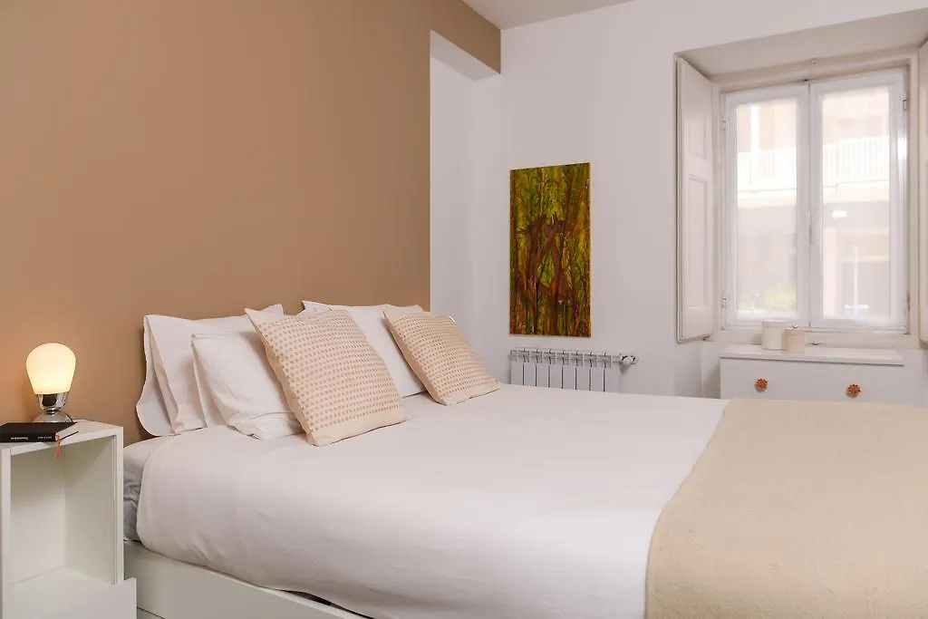 Lisbon Centre Apartment With Private Pool 0*,  Πορτογαλία